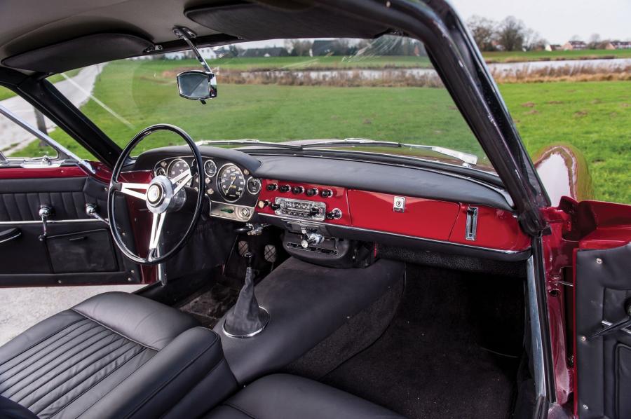 Торпедо Fiat Abarth 2200 Coupe 1959 года  (фото 16 из 22)
